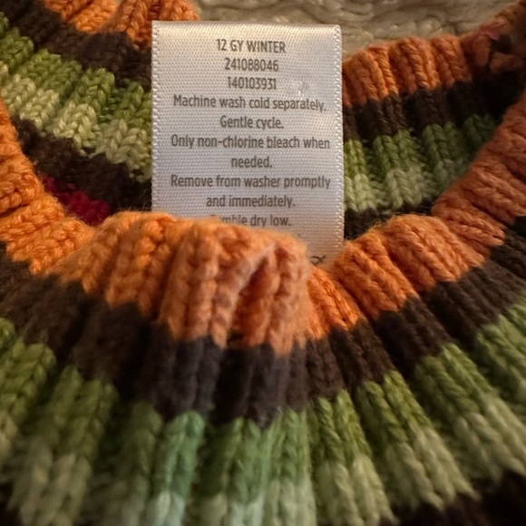 Gymboree Winter Cheer Dot Flower cable-knit sweater - Picture 6 of 6